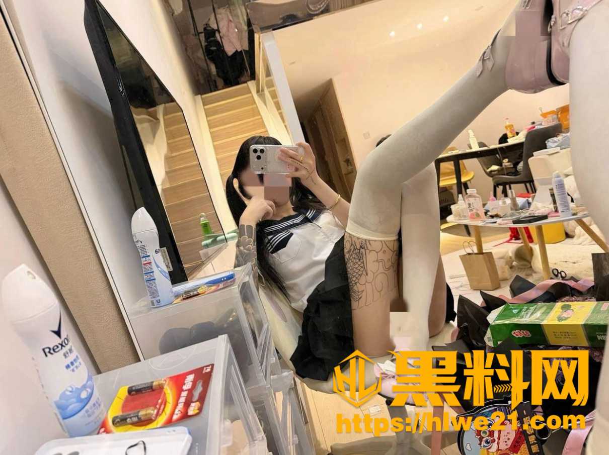 高颜值花臂精神小妹 酒店性爱视频流出 被大叔被花式猛操 娇喘声超嗲
