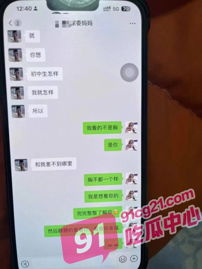 9_W_800px.jpg