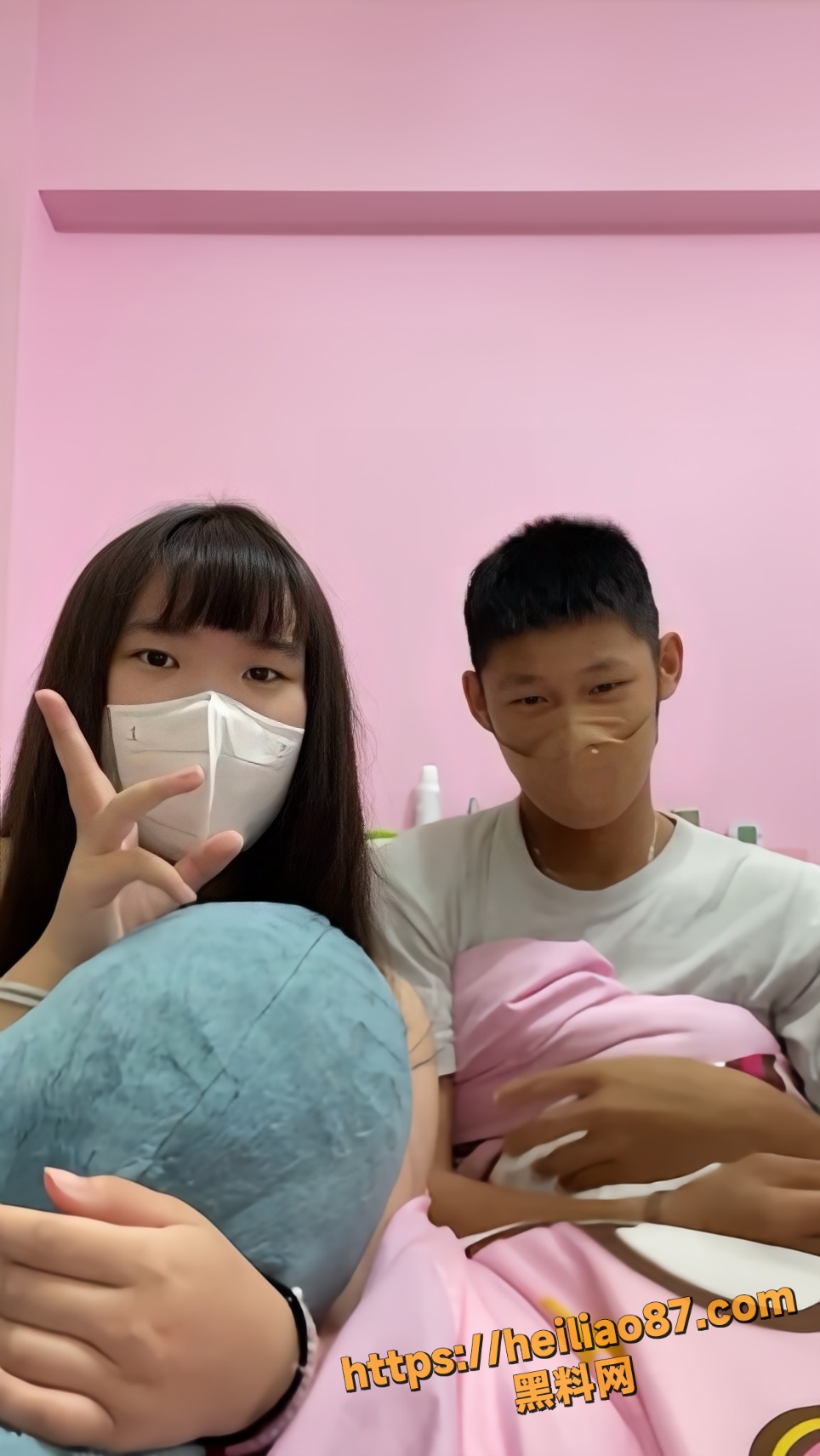 台湾反差甜妹 王佳宜 约炮视频泄密 口交含屌无套后入 骚穴淫水四溢！