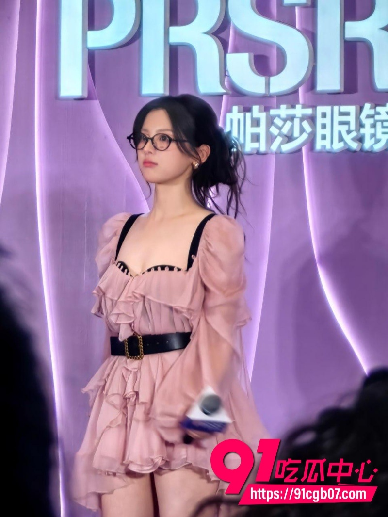 高能大瓜新晋女星 杨超越 早年被人下药性爱视频2 高能大瓜新晋女星 杨超越 早年被人下药性爱视频2