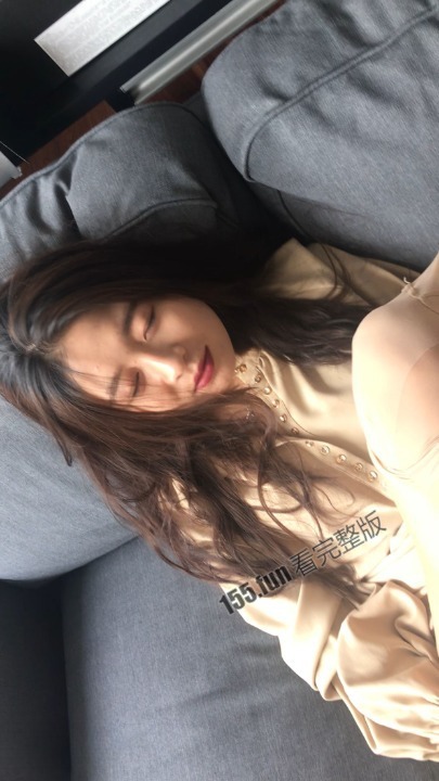 东北真实人妻泄露 完美露脸吃鸡操逼 自称女王