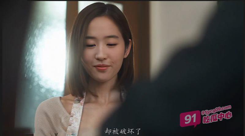 AI换脸之刘亦菲 居家太太被公公调戏 迷离神态令人爱慕！ 配图2