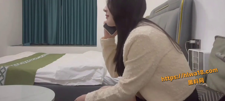 鬼脚七探花，3000约炮大圈外围女！口活超棒，干起来两个大白兔晃得厉害!