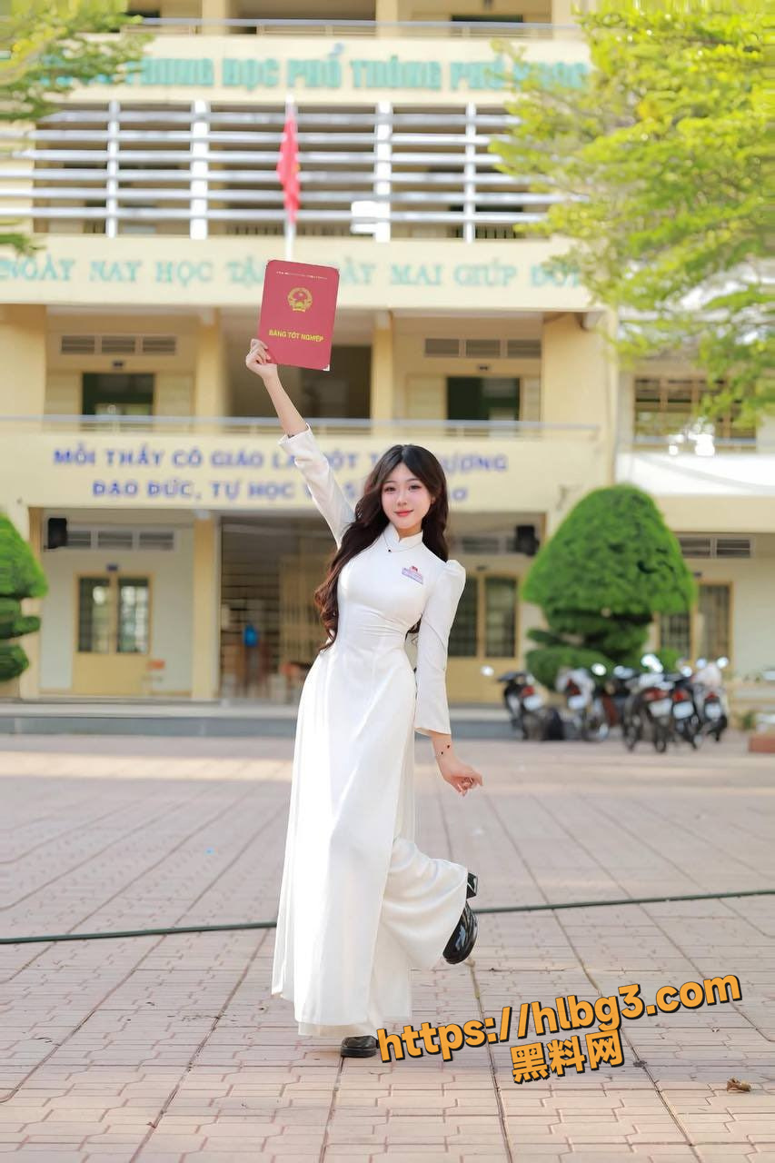 越南河内科技大学校花 郑玉娇 拍摄的性爱影片被渣男泄露 骚女是不分国界的