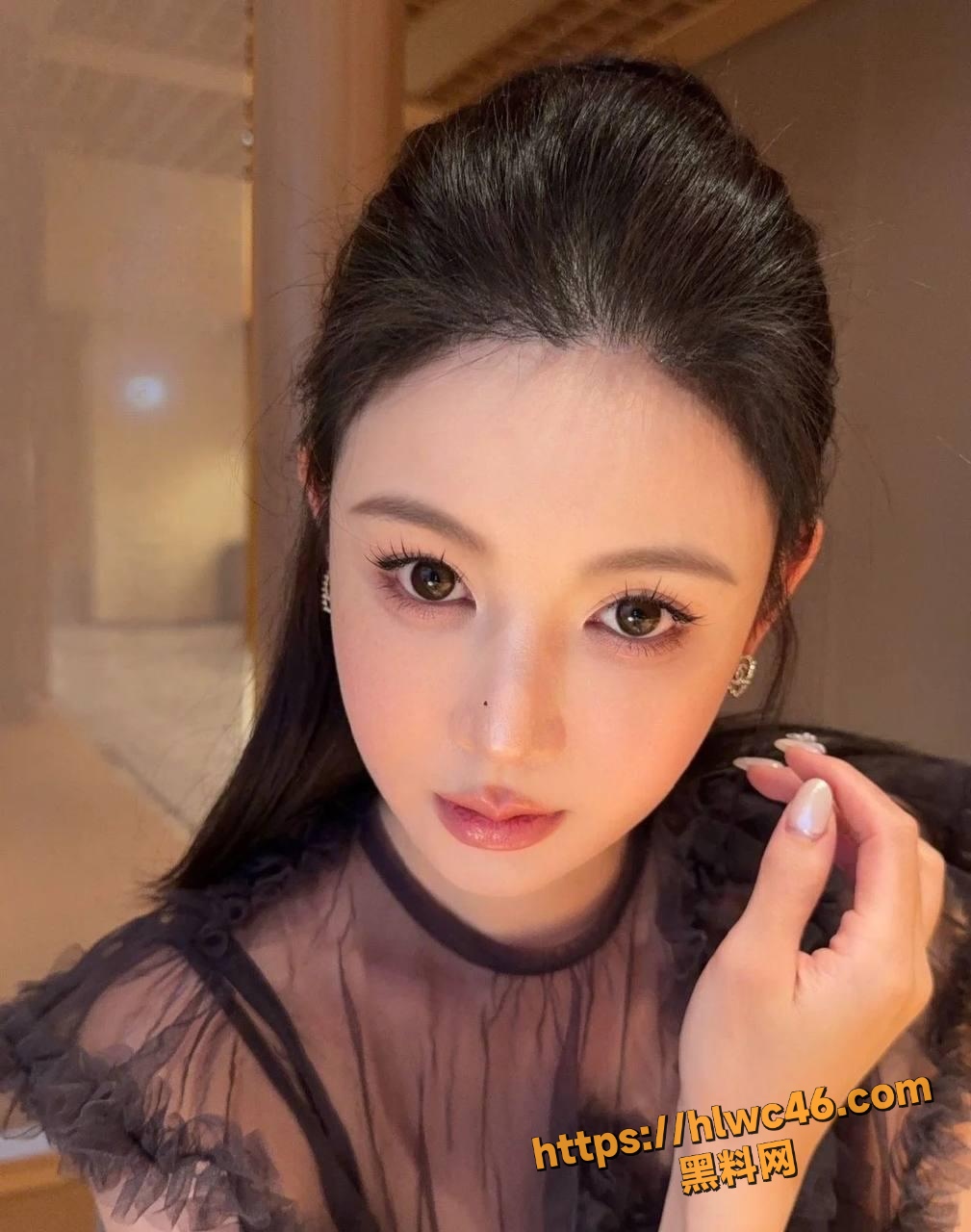 广州大神博主 牛刺身 约炮05后女大学生 巨乳黑丝纹身妹都有 真是太会撩了