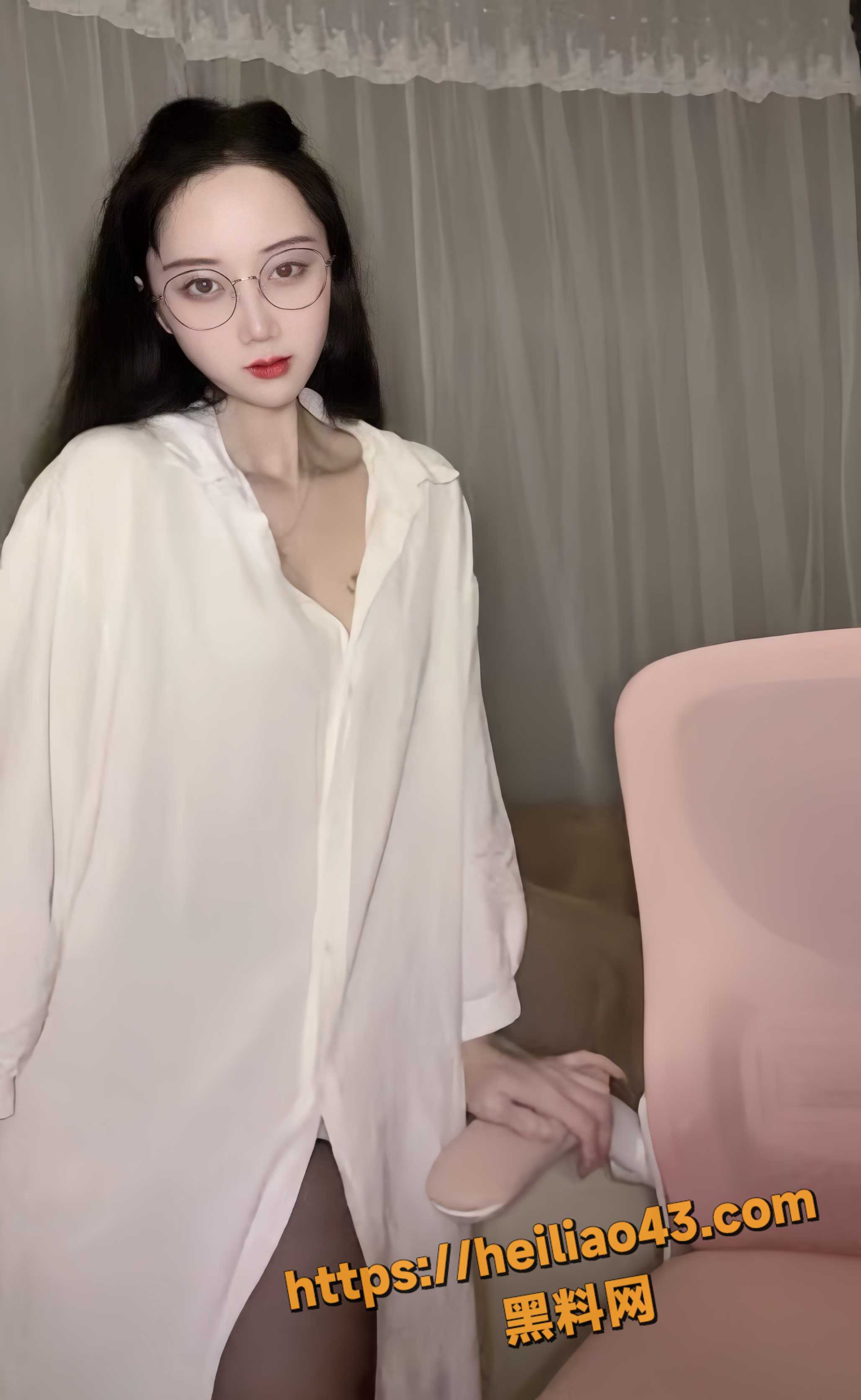 快手长腿御姐 梦兮 付费定制福利 脱衣骚舞揉奶 掰穴自慰尺度拉满！