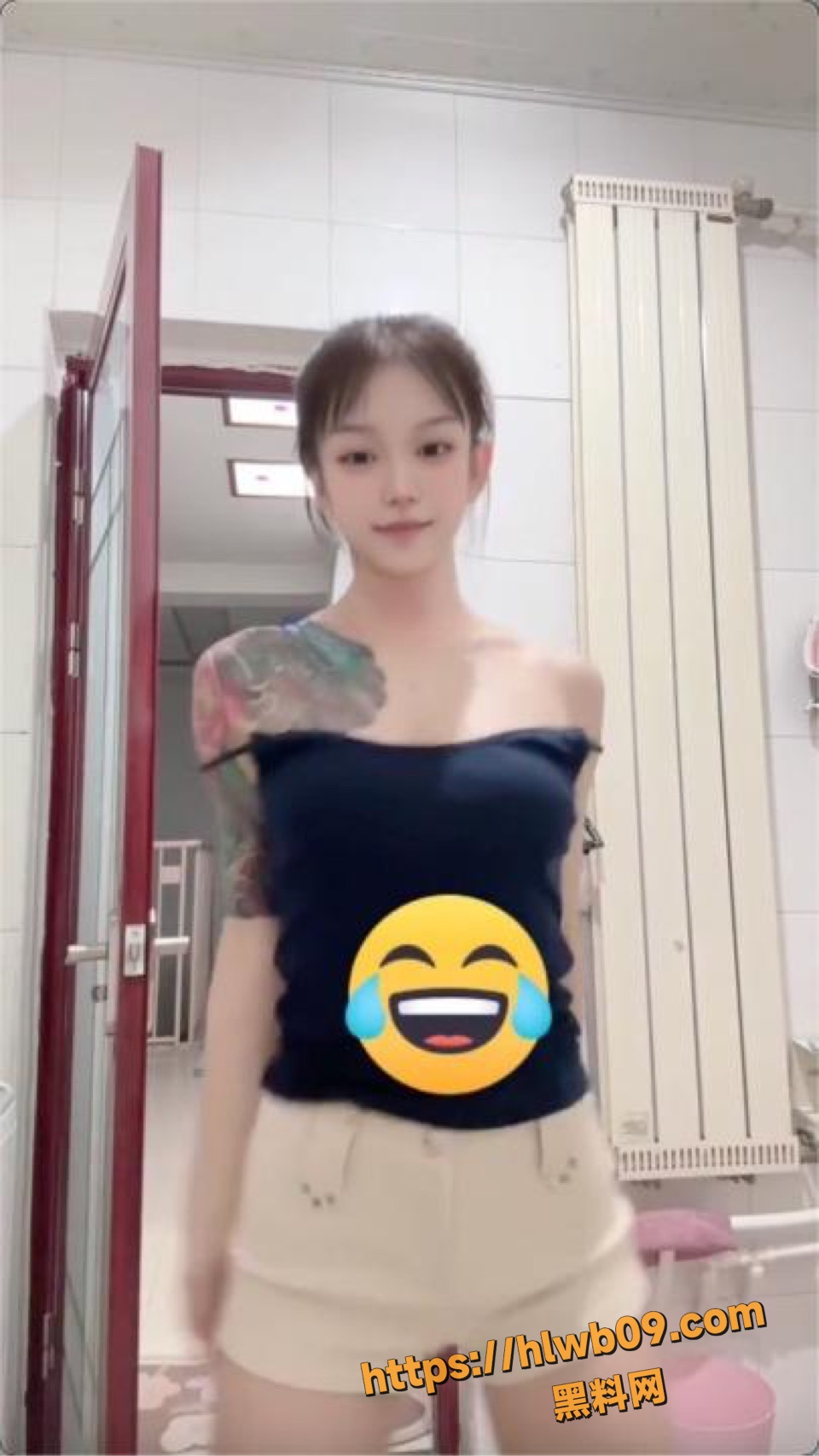 快手花臂纹身女神蒙佳怡重金新作 一字马全裸特写热舞 骚穴大开诱惑直线拉满！