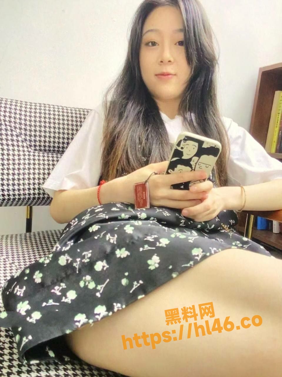 邯郸一学生妹 孙淼 用课余时间在外接客被人曝光 他用实际行动告诉你什么叫反差！
