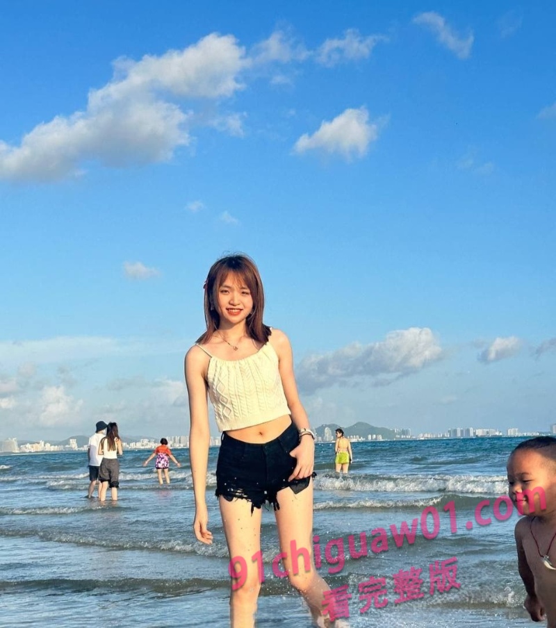 河北艺术职业学院李丽萍性爱视频流出 多姿势激情缠绵