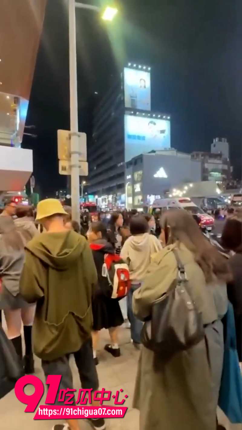 台北车站袭击案事件现场画面3