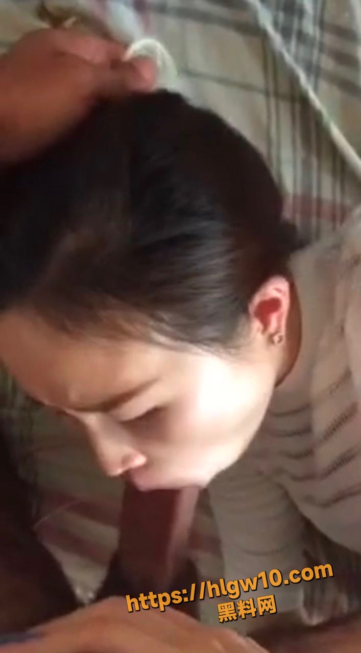 已婚美妇瞒夫偷欢黑人猛男 激情缠绵后私密视频外泄全网疯传 呻吟声浪荡不休 丈夫震惊崩溃！