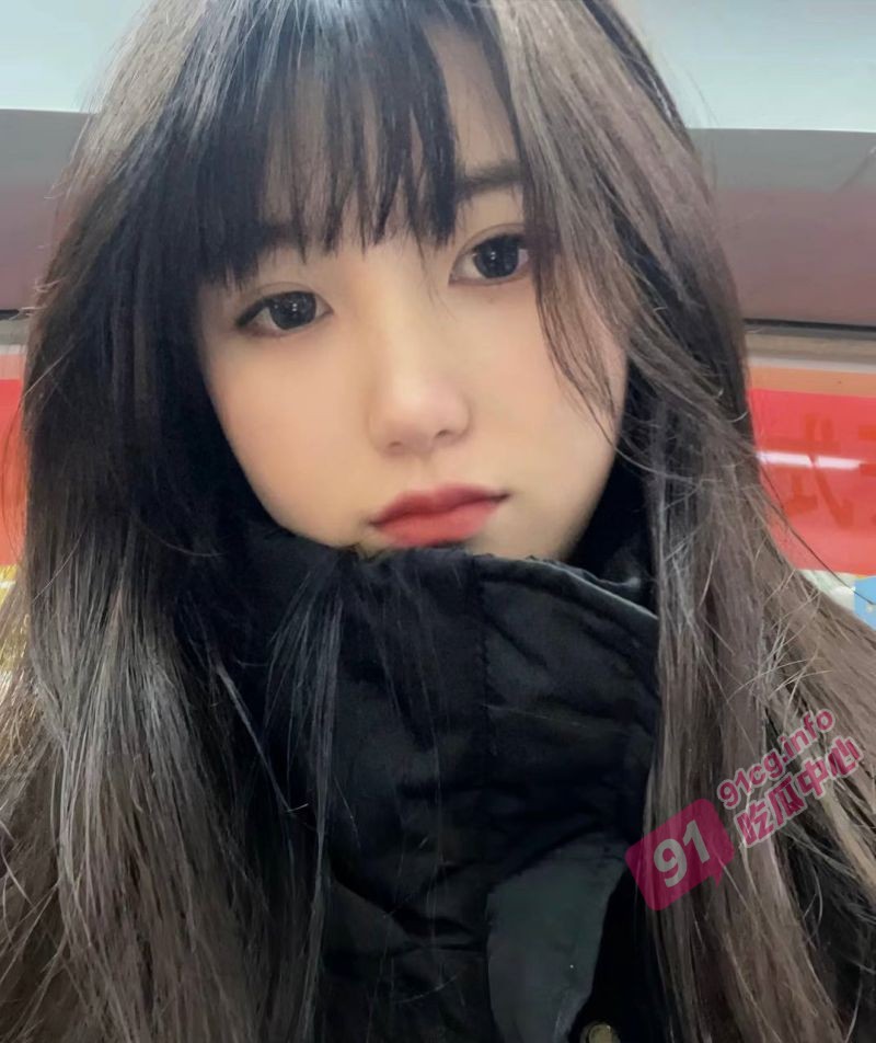 山东大学留学生陈晓音～放假期间背着男友回国去酒吧找人约炮视频流出 妥妥的小母狗一枚~