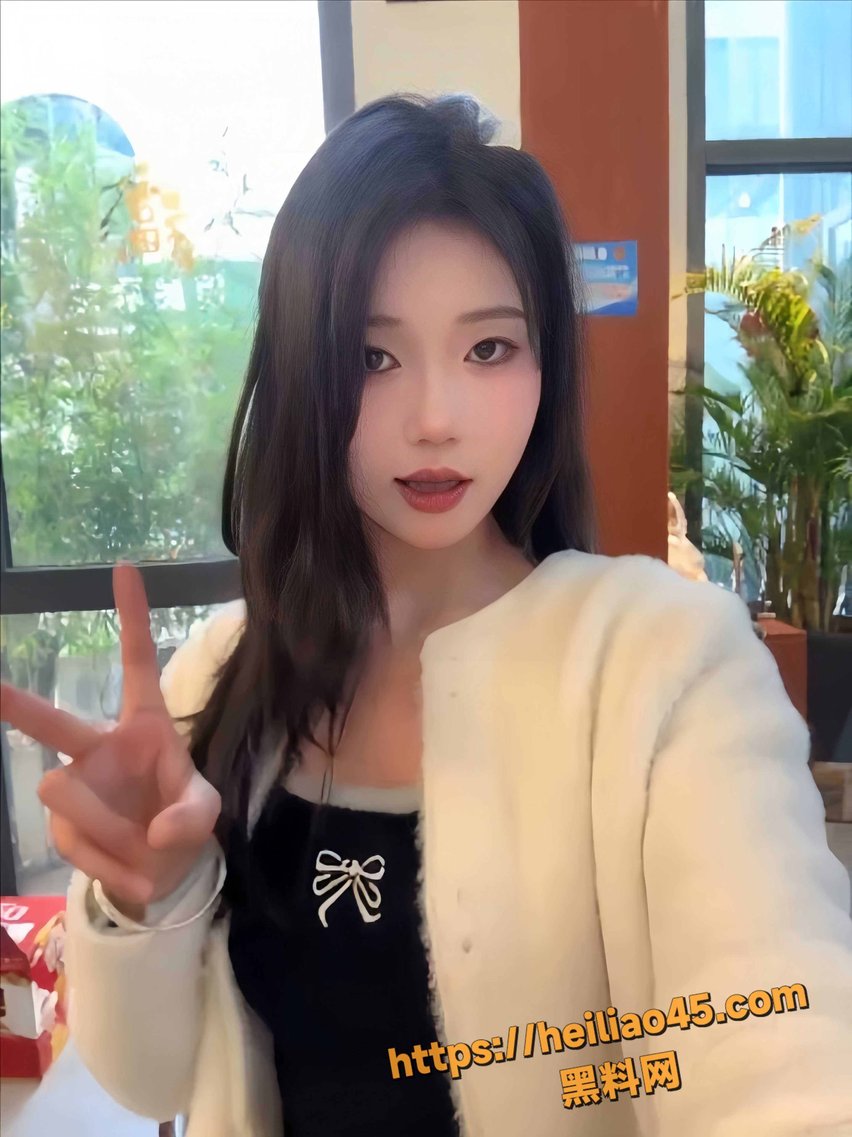 瓜友投稿 高颜值极品美女 熙雯 私密视频大曝光 三洞全开后入内射 深喉吞精超淫荡！