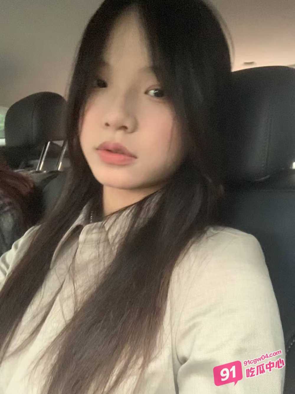 南昌航空大学 林敏 性瘾极大喜欢自慰 与男友裸聊抠逼抠到高潮喷水！ 配图4