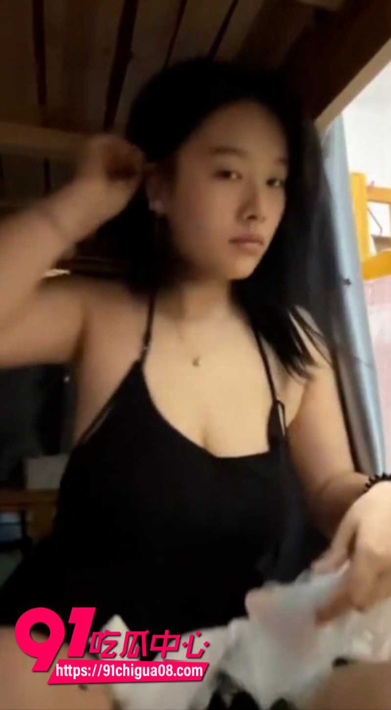 抖音女网红小乔YYDS付费1V1裸聊录屏15