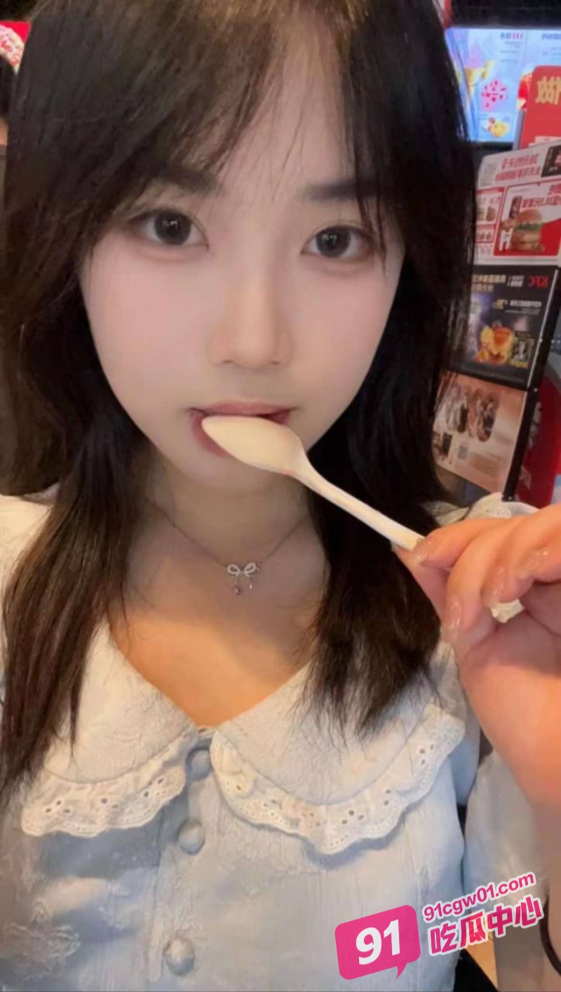 抖音美女主播可可心儿被曝操粉 线下与榜一大哥激情车震 对话超精彩！ 配图8