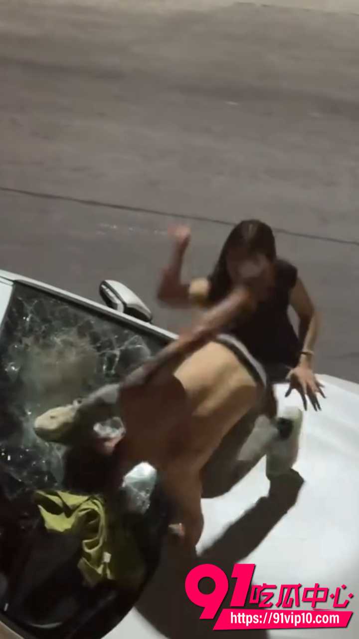 广东女子出轨宝马男6
