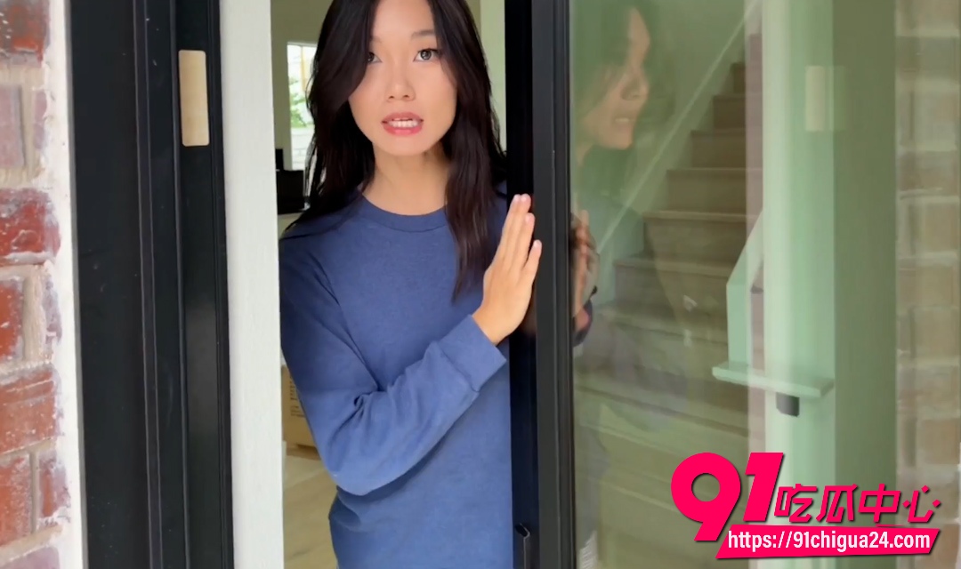 推特媚外女留学生LucyMochi1 推特媚外女留学生LucyMochi1