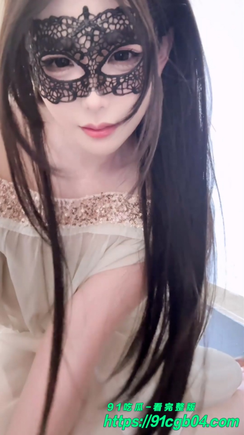 抖音高颜值女网红 不要凶小乖 给榜一大哥定制的 专属福利视频泄露