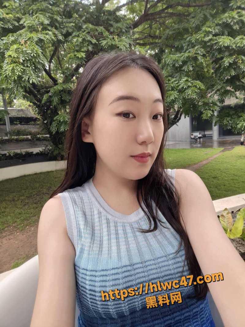 三亚游乐场演绎人员 淫妻绿帽单男收费3000 欢迎金主光临三亚
