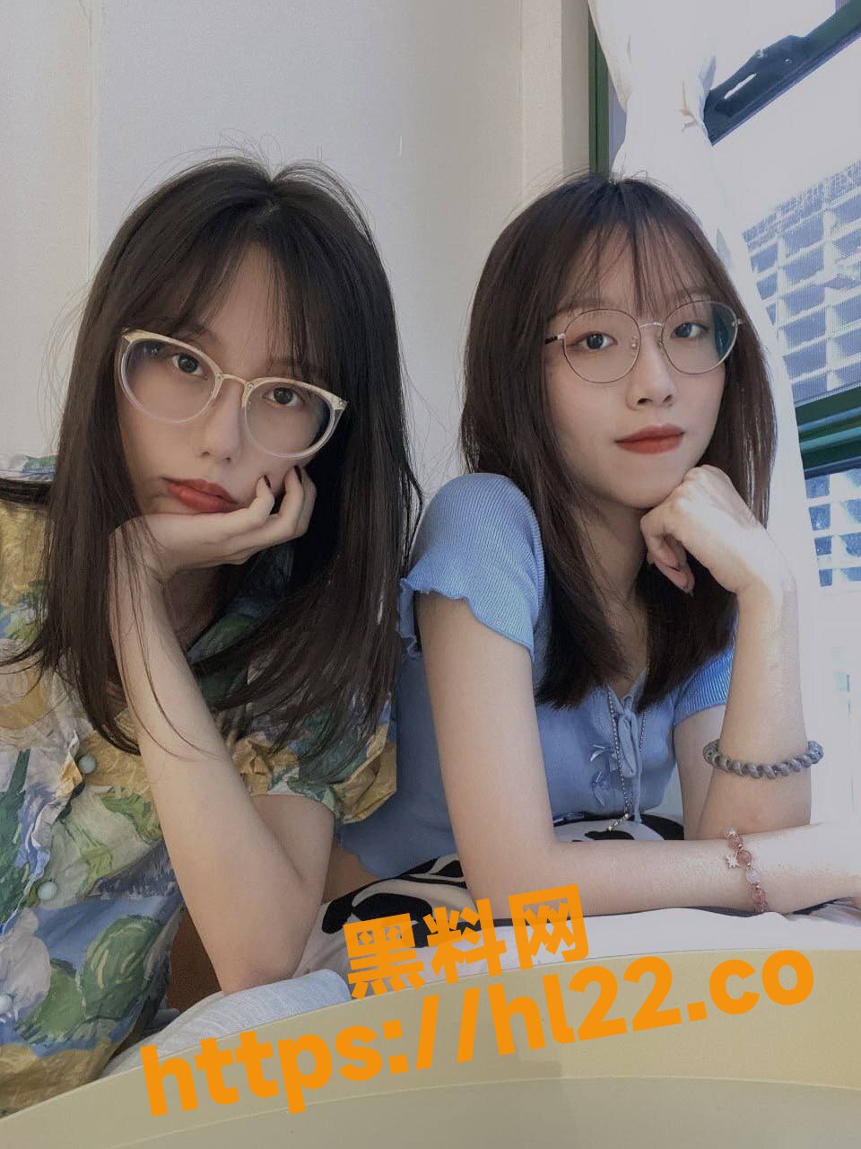 成都大学大二学生谢洵，高反差重口妹子，最爱3洞全开，癖好肛交群交