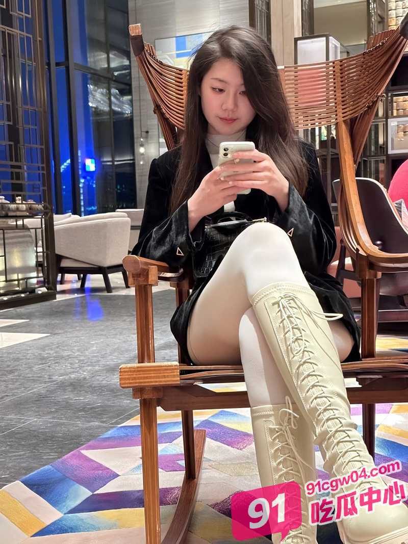 杭州师范体育系帅哥猛操校花女友李雪 18厘米巨根暴插骚逼!