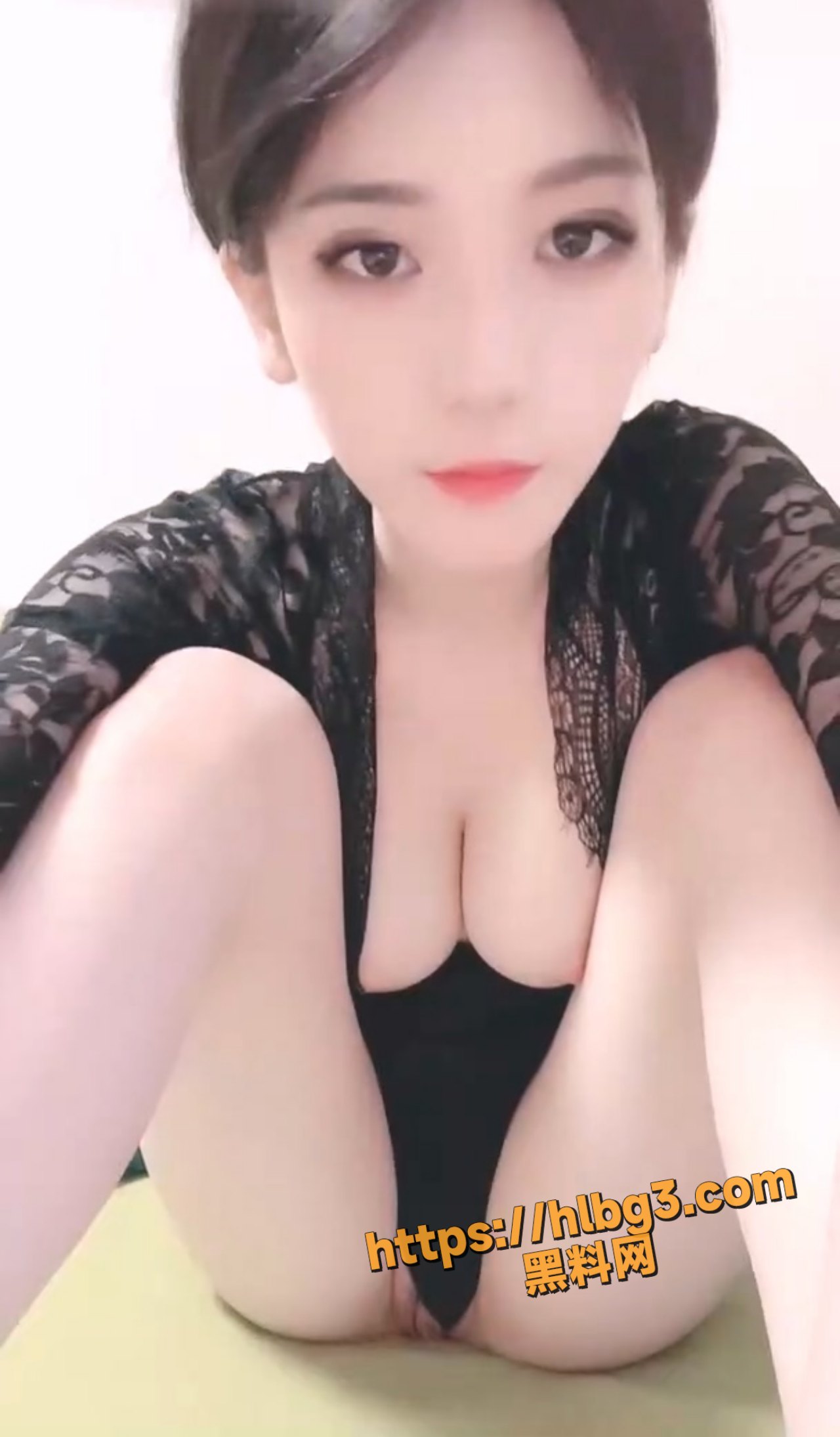 巅峰女神 足球小宝贝 下海做黄播 身穿梅西10号球衣 展示完美巨乳和白虎嫩穴 超高颜值秒杀一众明星