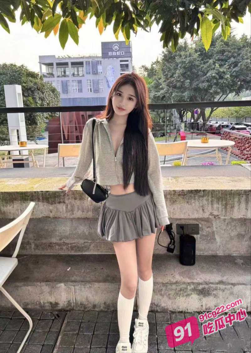 汕头大学约炮门！大一学妹出轨体育生 视频偷拍遭贩卖！ 配图5