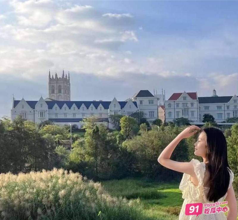 中国民航学院吴婷炸翻全网 口活超绝含得让你销魂～