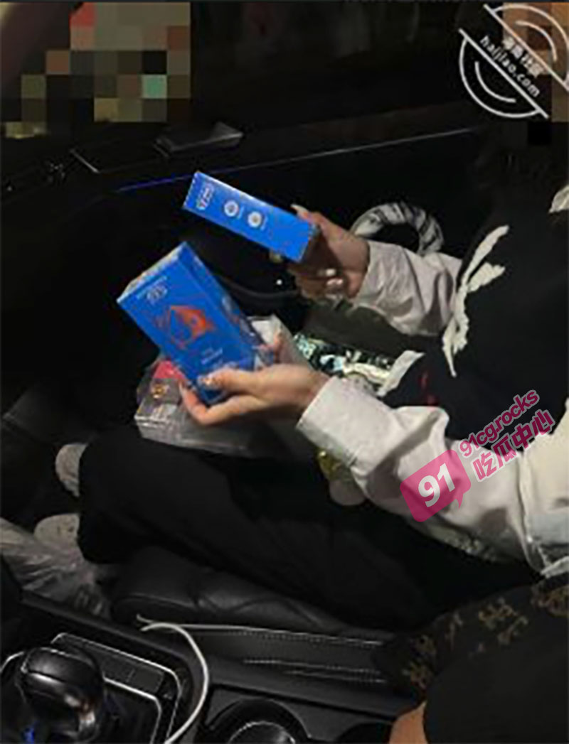 【乱伦精品连续剧】妹妹的第一次给了我- 自从上次捅了妹妹句话 妹妹喊了好几天疼 一直不让我碰