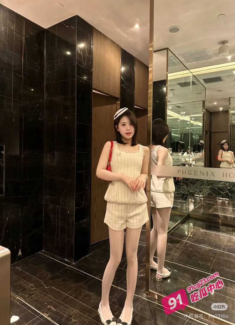 抖音穿搭博主王格格 被假富二代忽悠吃鸡啪啪遭偷拍 蝴蝶逼遭全网公示！ 配图5