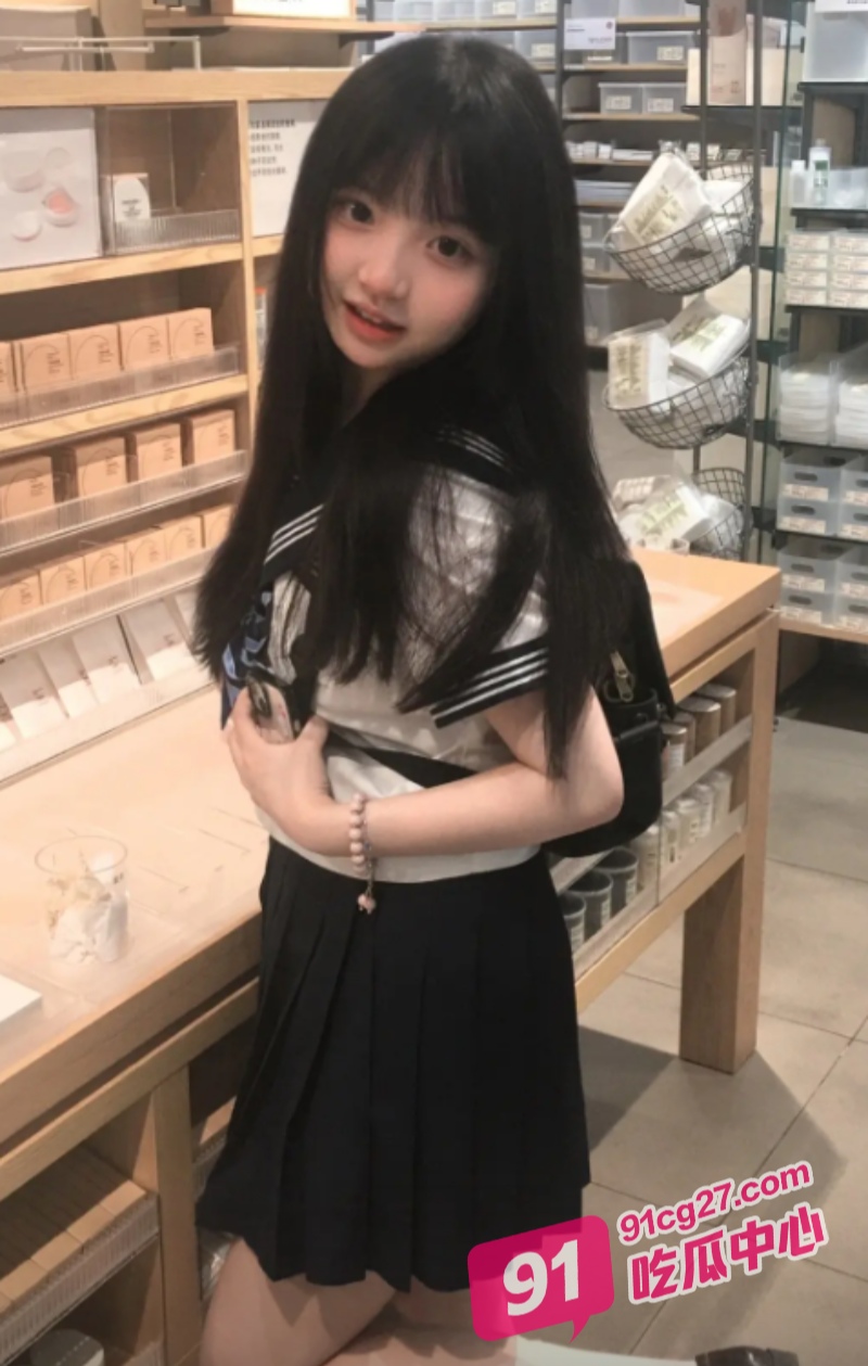 封神级3p现场！00后美女酒店淫乱聚会 超骚视频流出！