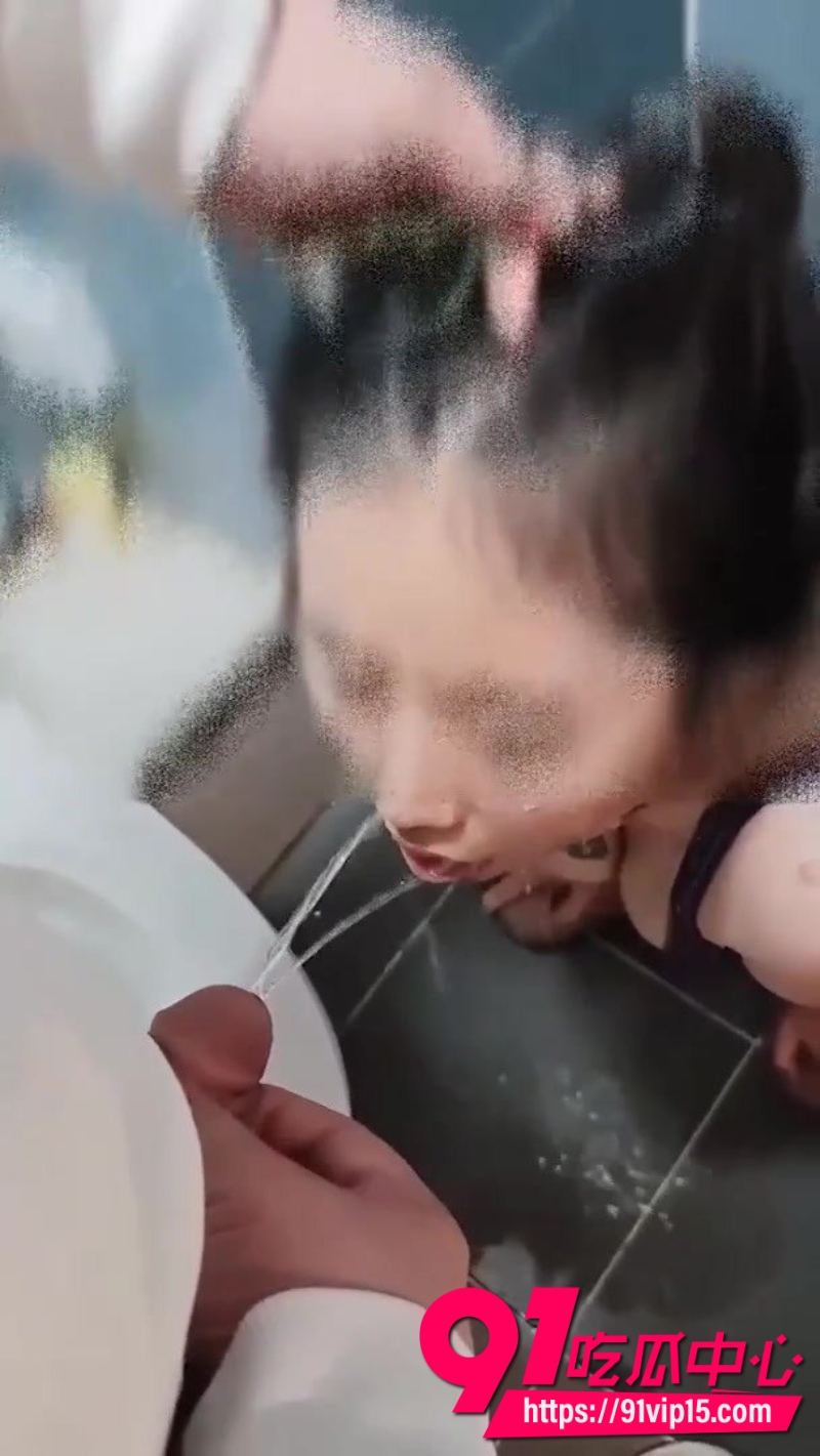 抖音巨乳女网红瞾媌緢赵淼淼出卖肉体跟金主线下约炮群P5