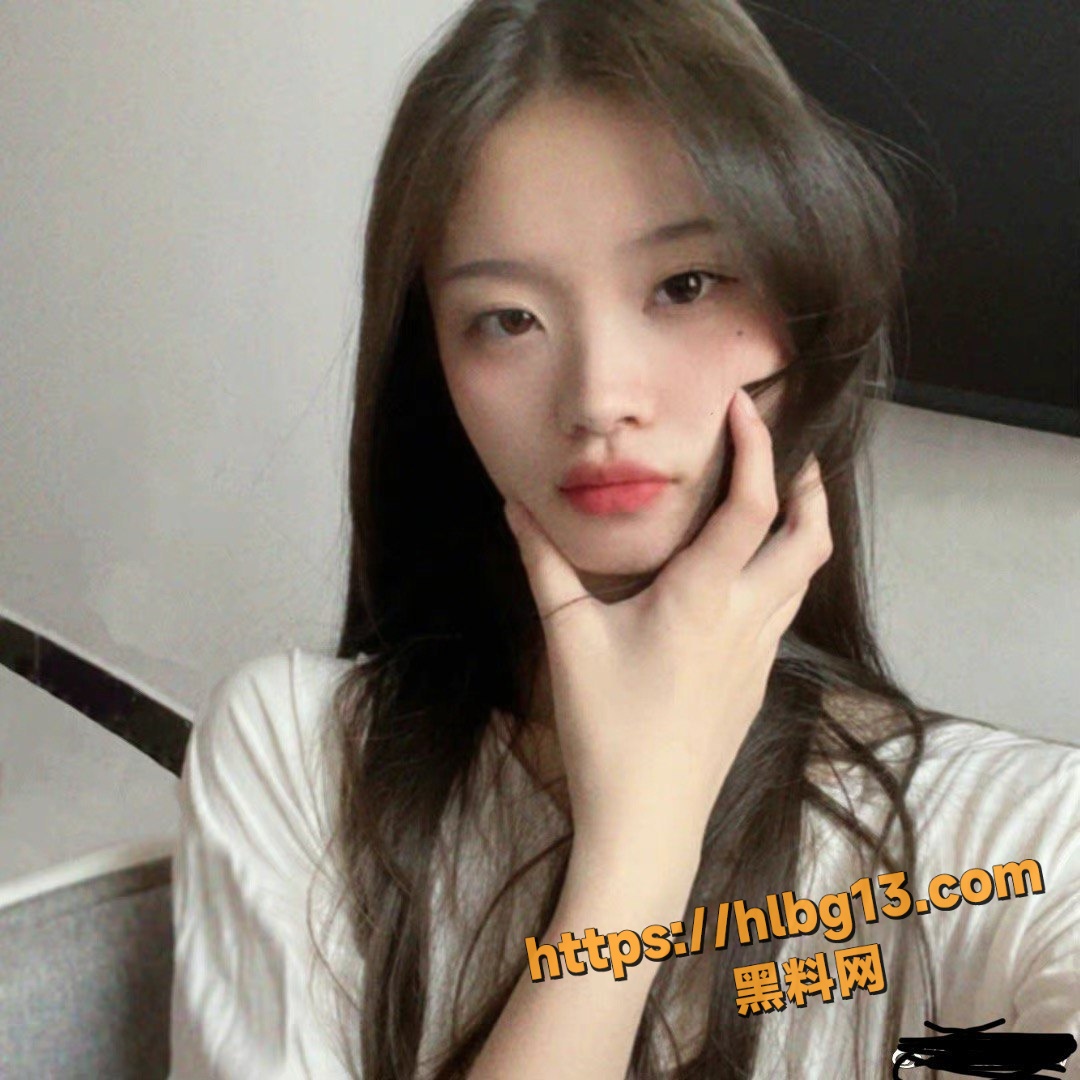 一个未婚爸爸的自述 将阴茎毫不怜惜的在她的穴中肉疯狂抽插起来 激情后的代价！ 配图