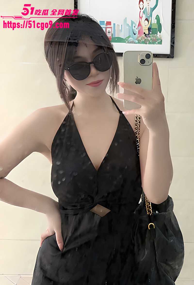 抖音反差少妇朱朱性爱合集  1 拷贝