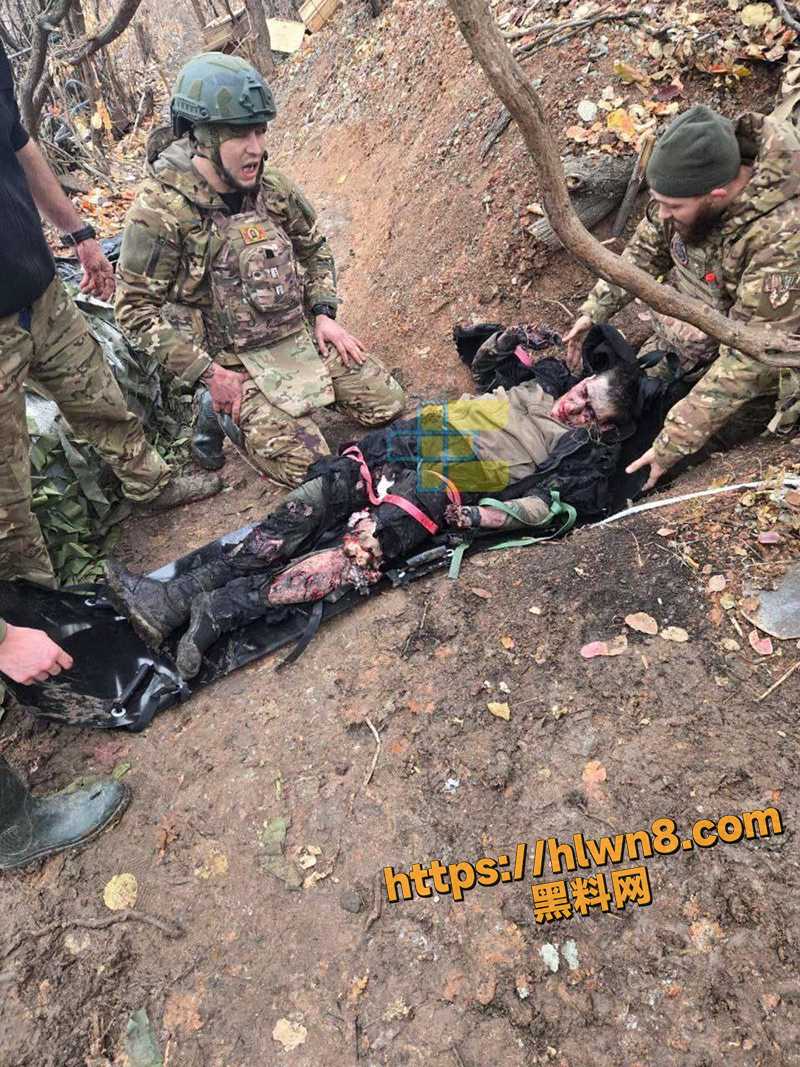 俄罗斯工兵在放置炸弹时竟意外引爆炸弹 意外身亡 拍摄者后撤幸运逃过一劫 安全意识十足！