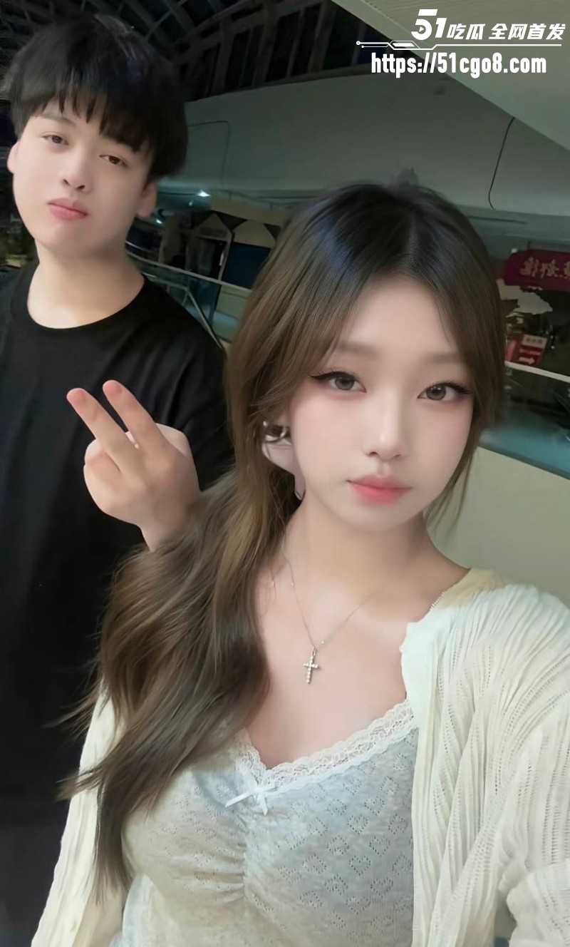 抖音男网红雨梦被曝聊骚操女粉08