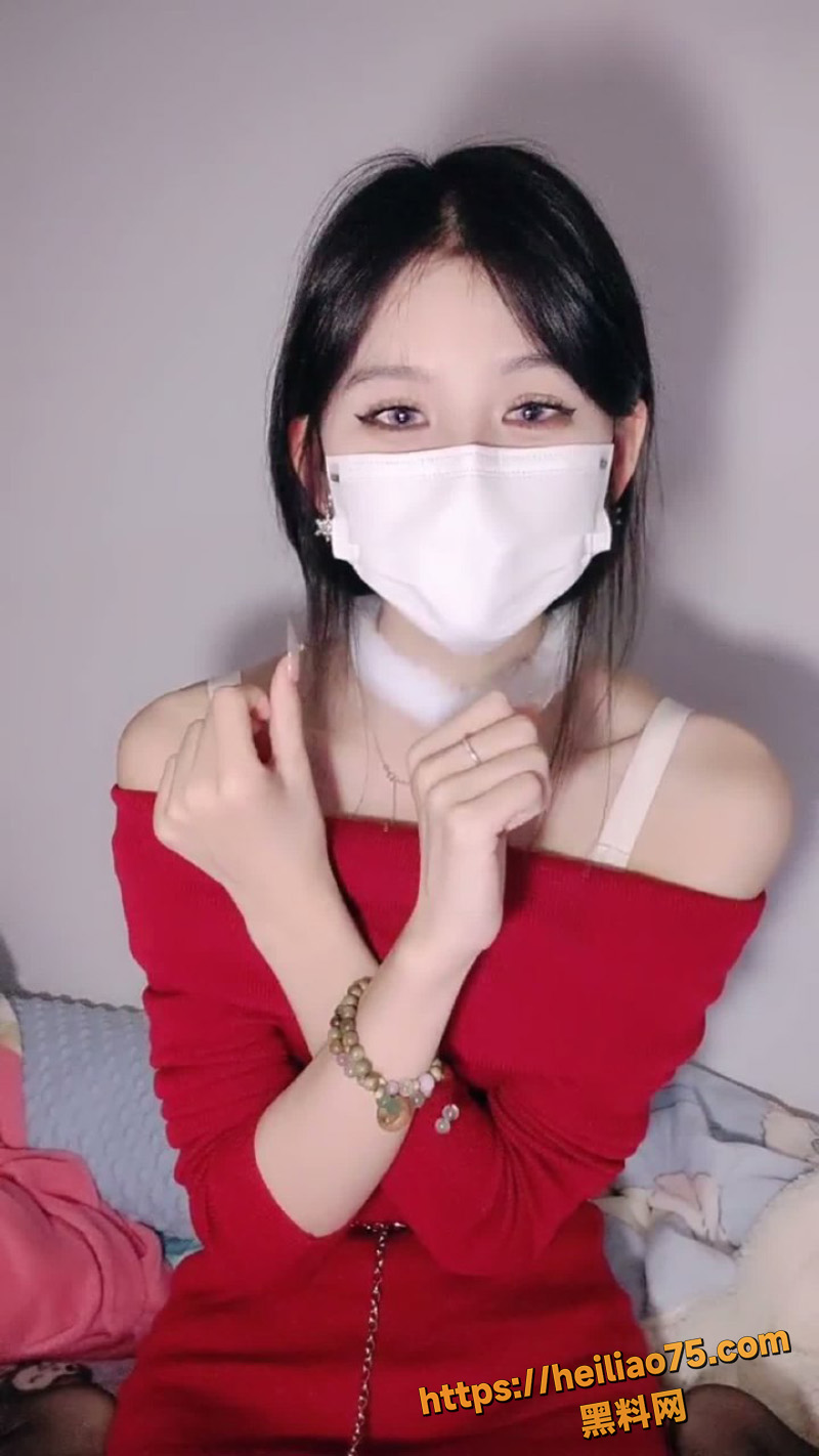 高颜值嫩妹 小猫甜妹 下海直播身材无敌 自慰裸舞掰B 肚子一点肥肉都没有真性感