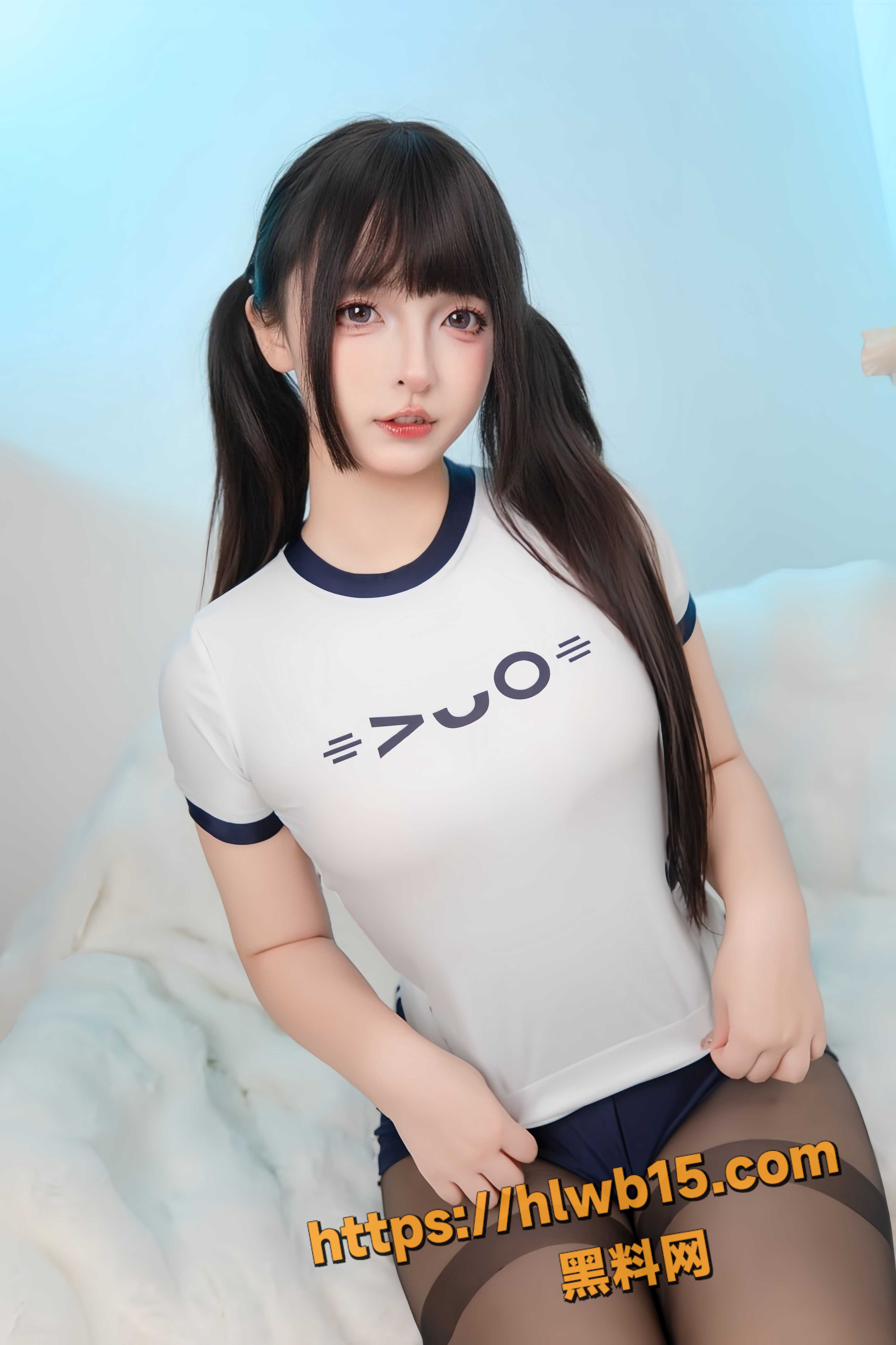 推特超人气萝莉 神楽坂真冬 最新秘密体操服写真流出 丝足特写极致诱惑福利拉满！