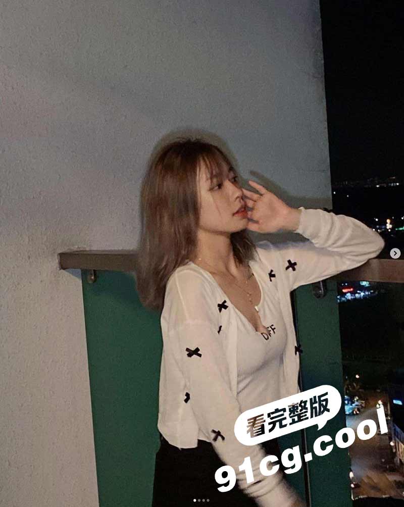 全网独家首发 清纯模特 樱桃 网络招聘360度裸露特写 面试视频及生活照流出