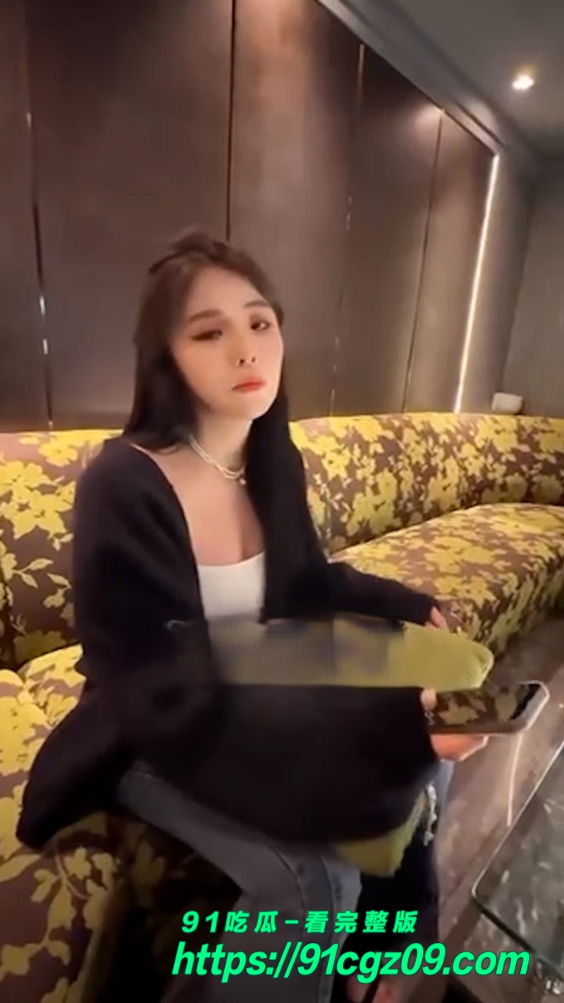 台妹算账诱导女生做小姐 巧妙诱导年轻女生踏入色情行业 宣称高收入能快速致富