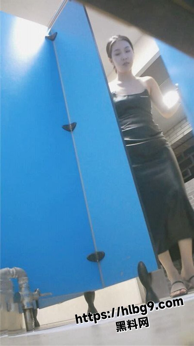 厕拍大神 商场女厕最新高清偷拍视频 超多美少妇小姐姐 脸逼同框放尿特写