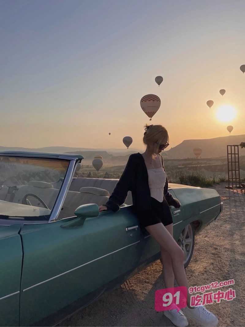 moneytalk美国色情综艺～老外综艺玩的就是花 勾搭美女双飞 “有钱可以为所欲为” 配图
