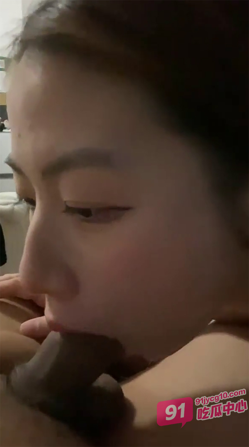 清纯婊欢欢一身媚骨 浪荡只在一瞬间 最爱被大棍子灌满！ 配图2