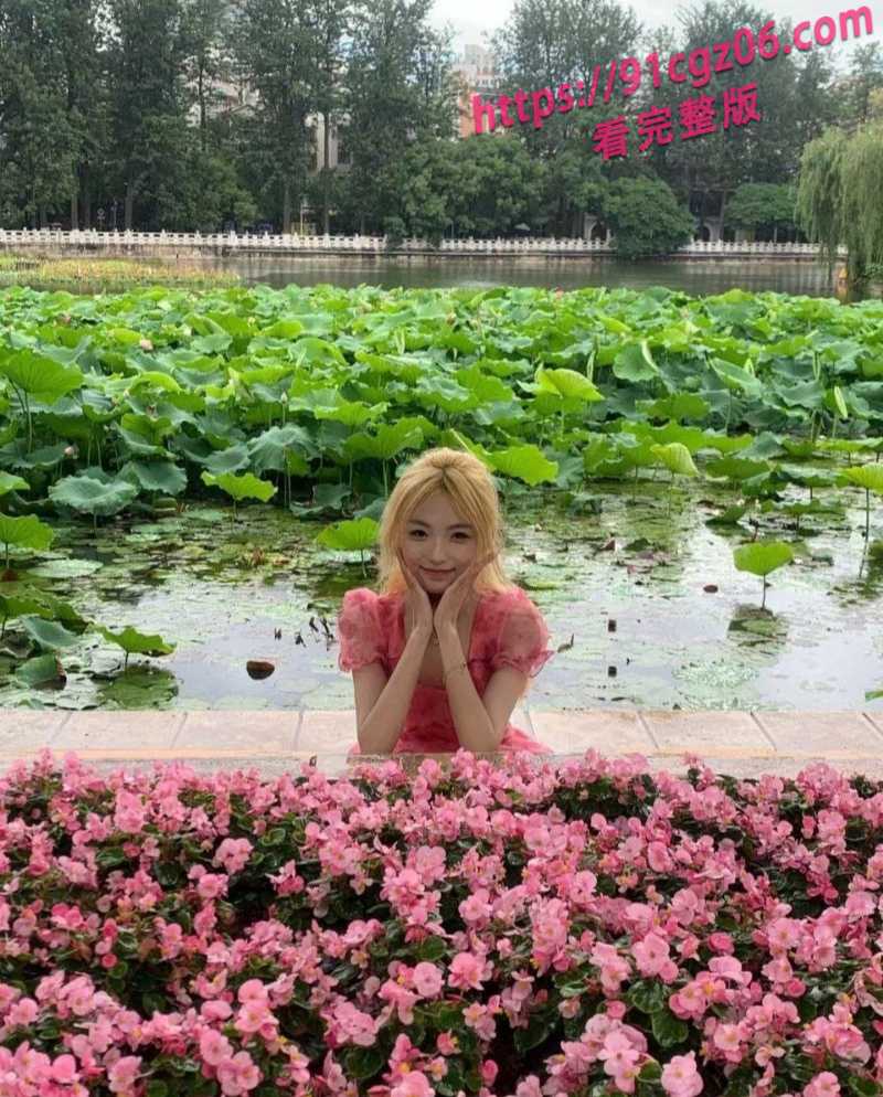 武昌职业学院学生曹心宇性爱视频被曝 黑丝白虎无套操弄淫叫不停