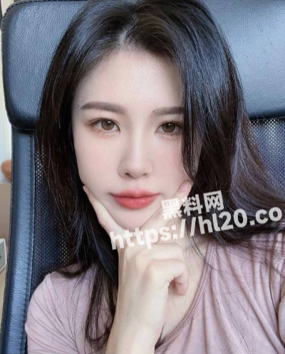 曾经的长腿已婚班花被我内射！！无敌反差绝美白虎人妻，只要锄头挥的好，没有墙角挖不倒！！