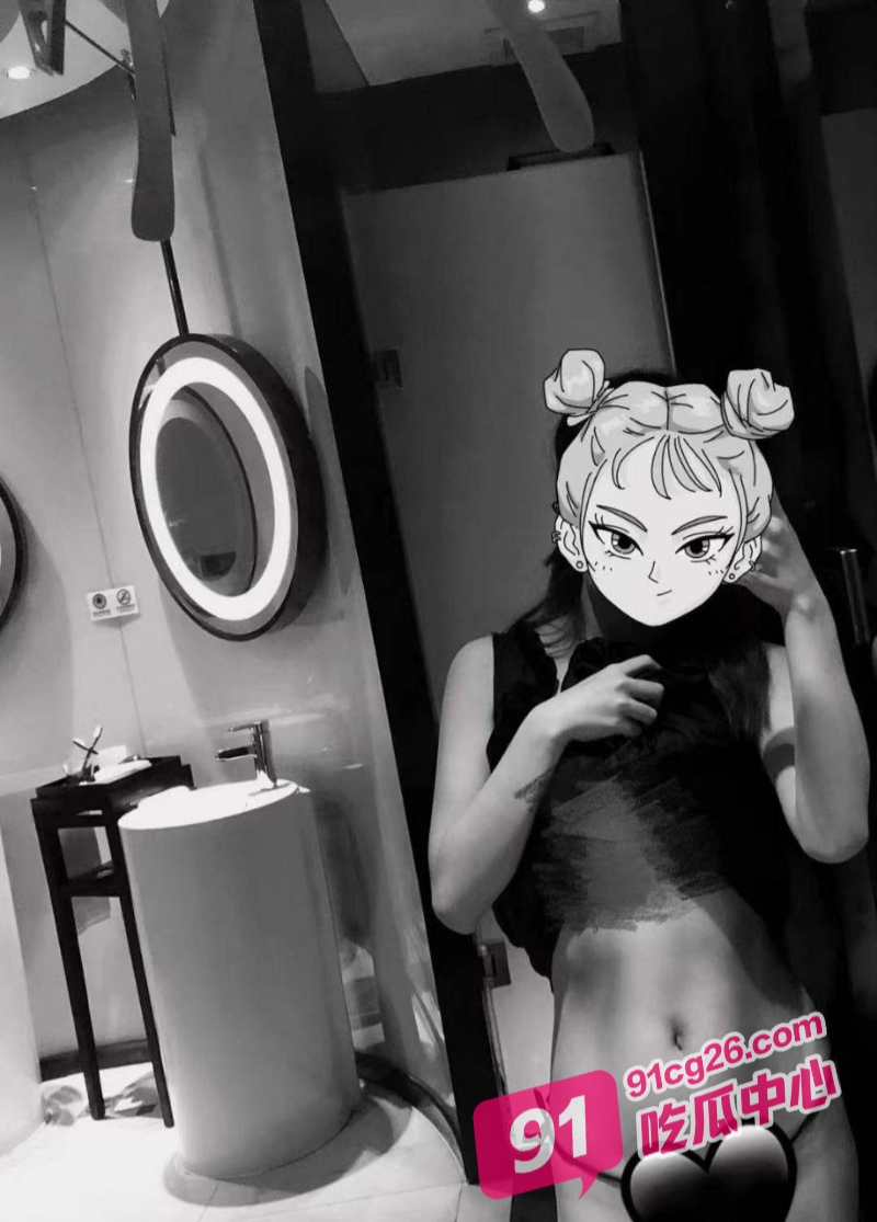 前海航高管女儿谭昕芸 清纯可人的她四处约炮 女海王无疑了！ 配图3