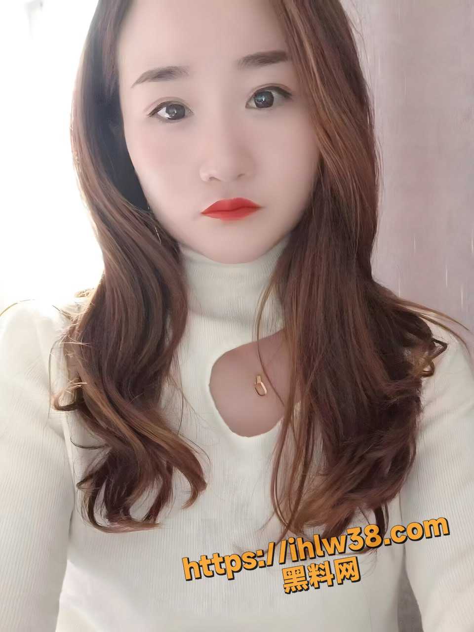 绿帽奴的一生都是带着老婆找单男3p中渡过看着别人玩自己老婆 酒店内被单男抱起来猛操骚的一批！