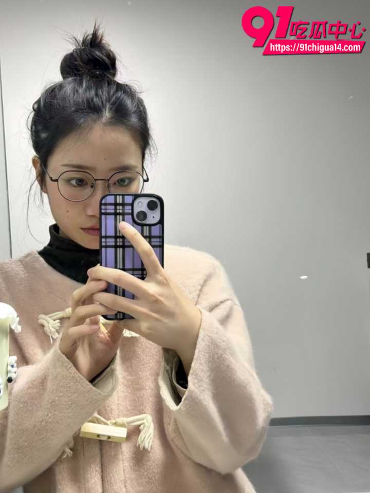 浙江极品眼镜妹陈梓瑜金主私拍泄露2 浙江极品眼镜妹陈梓瑜金主私拍泄露2