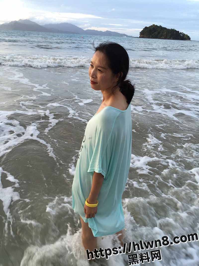 上海富婆专包养185男模 人老心不老 各种花样耍不停 只需满足我 我就对你挥金如土